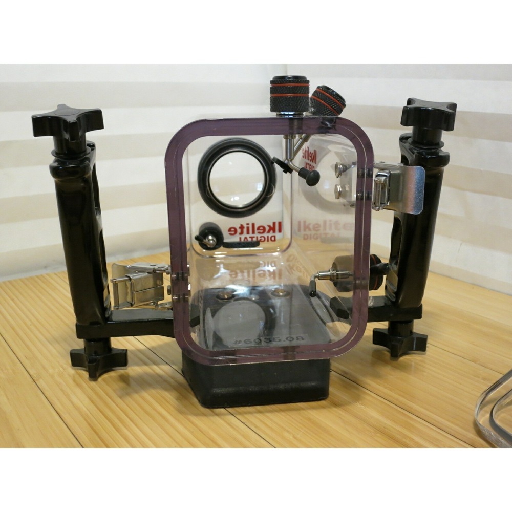 Ikelite Digital 6035.08 Underwater Housing - Sony DCR-TRV8, DCR-TRV10 Camcorders - Picture 2 of 12